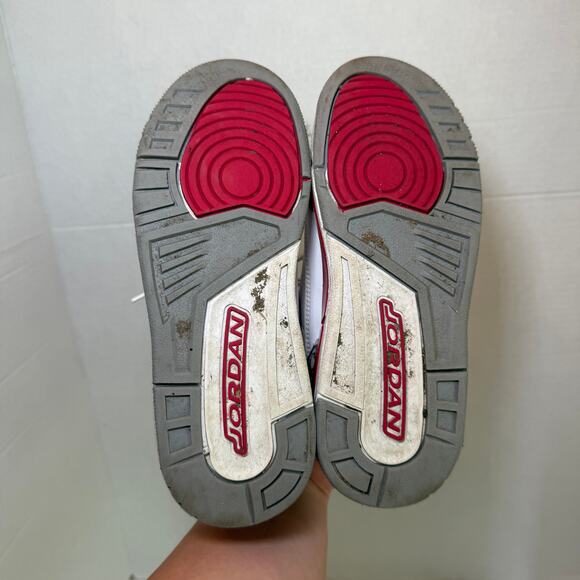 Nike Air Jordan 3 Retro OG Sneaker Shoes Cardinal Red Youth Size 4 - Picture 9 of 9